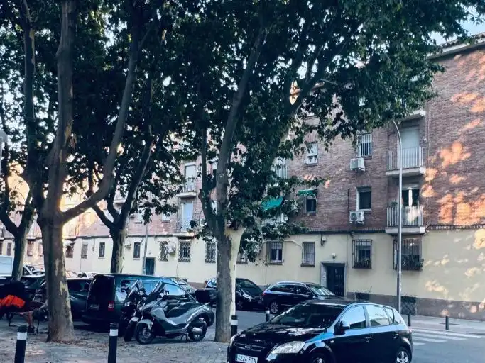 Pis en venda a Calle de Valdecanillas, 68, Simancas Vista exterior de Pis en venda en Madrid amb Aire condicionat, Calefacció i Parquet