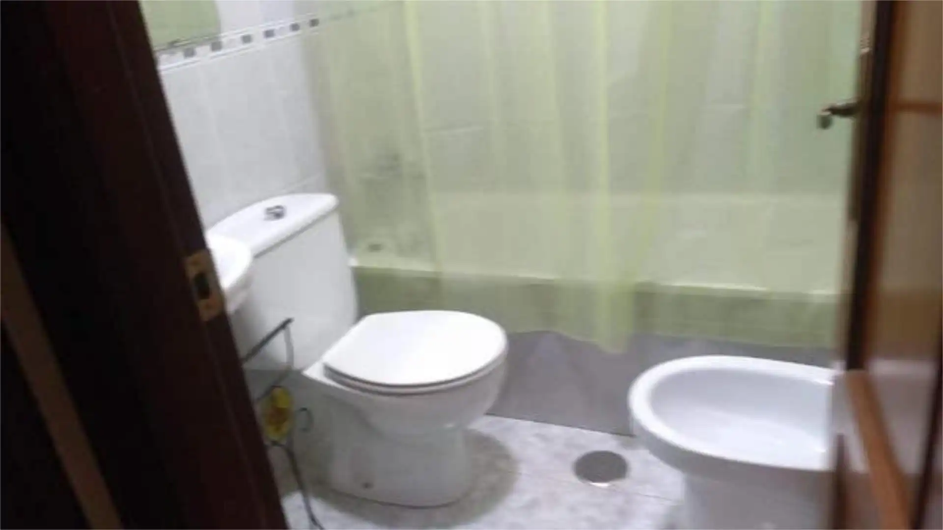 Wohnung zur Miete in San Roque - Ronda Norte Badezimmer von Wohnung zur Miete in Badajoz Capital