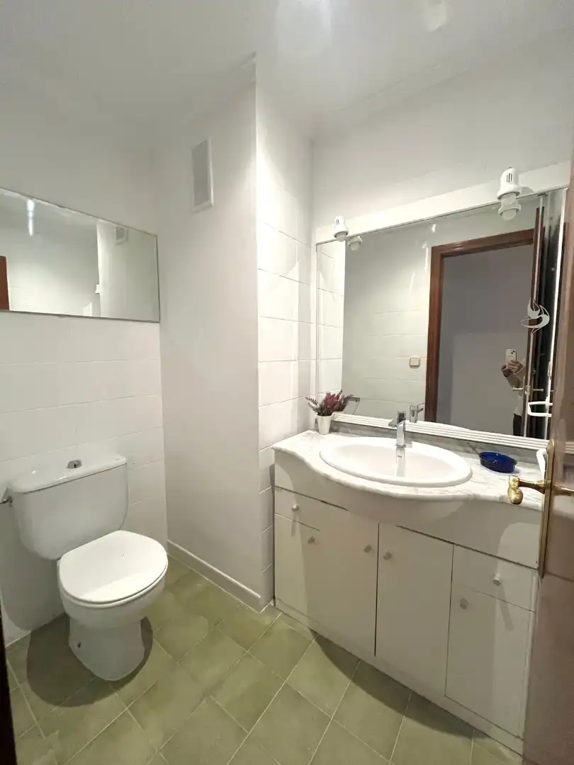 Piso de alquiler en Ronda dels Esports, 1, Monóvar / Monòver Baño de Piso de alquiler en Monóvar / Monòver con Aire acondicionado, Terraza y Amueblado