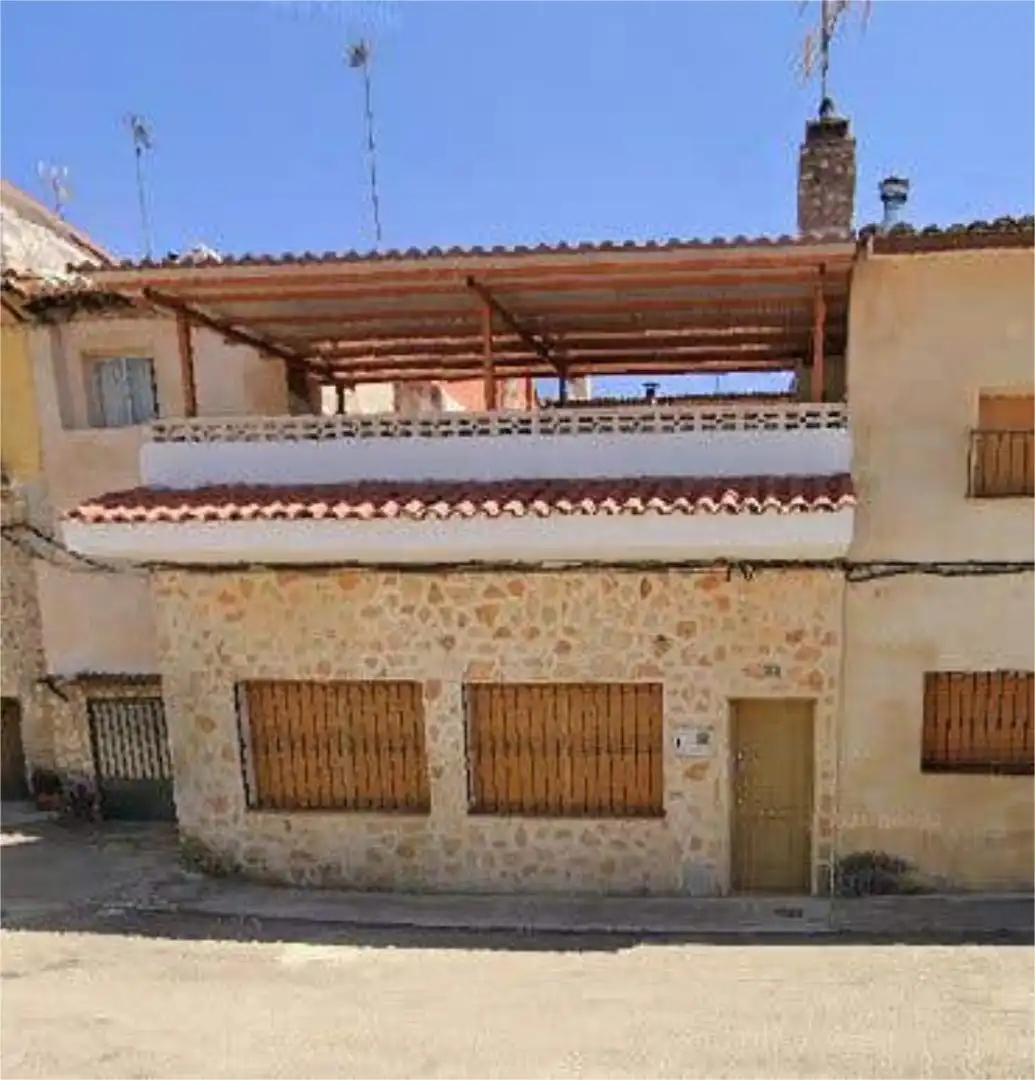 Exterior view of Houses for sale in Arandilla del Arroyo  with Heating, Terrace and Furnished