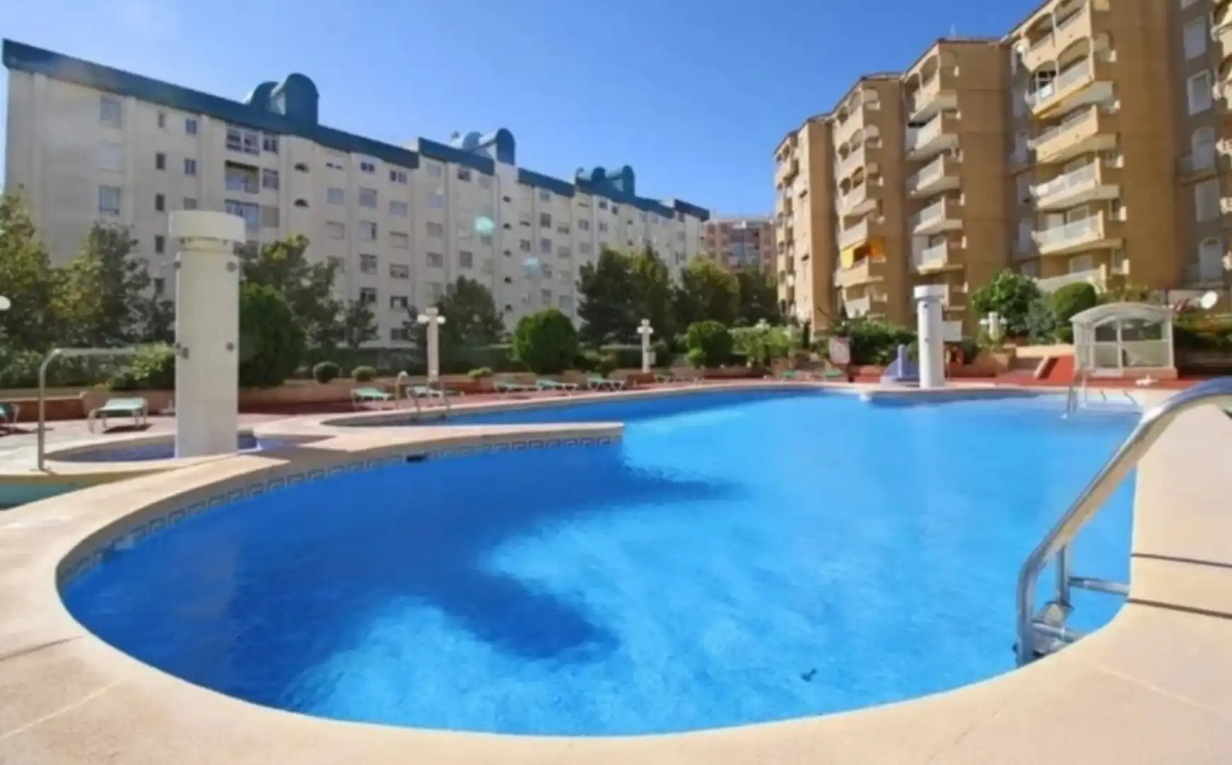 Piscina de Pis en venda en Calpe / Calp amb Aire condicionat, Calefacció i Terrassa