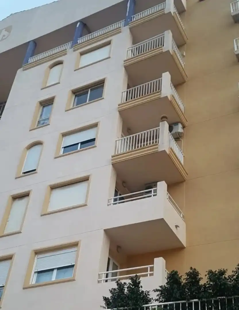 Vista exterior de Pis en venda en Calpe / Calp amb Aire condicionat, Calefacció i Terrassa