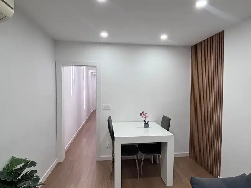 Wohnung zum Verkauf in Carrer de Sant Bonaventura, 4, La Llagosta Esszimmer von Wohnung zum Verkauf in La Llagosta mit Klimaanlage, Heizung und Parkett