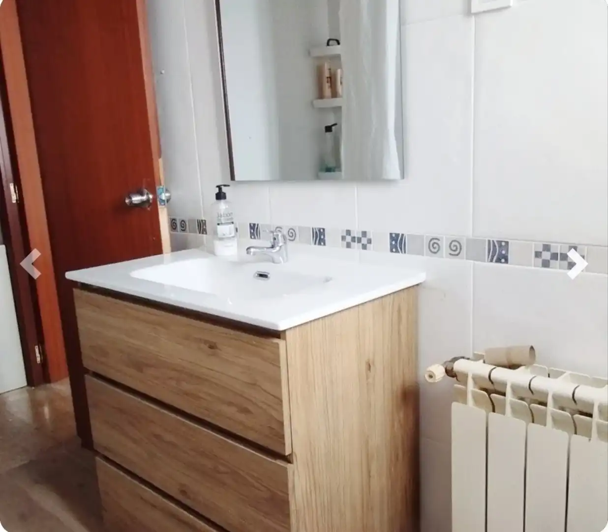Room in Lloc Bloc Sant Jordi, Sant Pere i Sant Pau Bathroom of Flat for share in Tarragona with Heating, Furnished and Washing machine