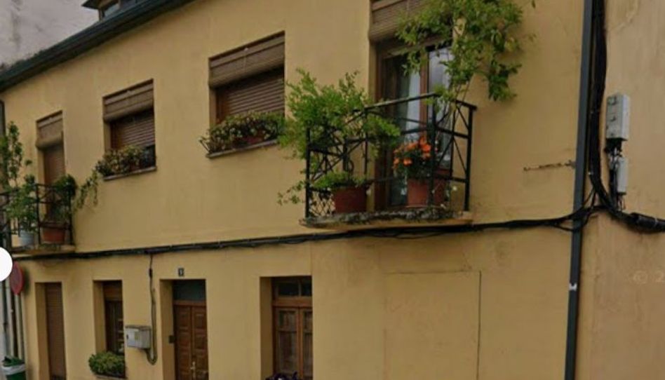 Casa adosada en venda a Rúa Caleras, 9, O Barco de Valdeorras , Ourense - imatge 1 Foto 1 de Casa adosada en venda a Rúa Caleras, 9, O Barco de Valdeorras , Ourense