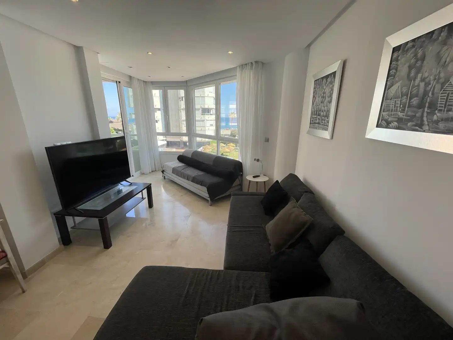 Wohnung zur Miete in Calle del Trópico, 3, La Carihuela - Los Nidos Wohnzimmer von Wohnung zur Miete in Torremolinos mit Klimaanlage, Heizung und Privatgarten