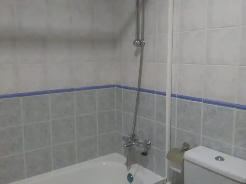 Flat for rent in Calle José María Munuera y Abadía, 9, Totana Bathroom of Flat for rent in Totana with Air Conditioner, Terrace and Furnished