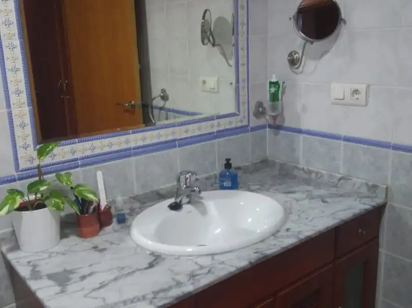 Flat for rent in Calle José María Munuera y Abadía, 9, Totana Bathroom of Flat for rent in Totana with Air Conditioner, Terrace and Furnished