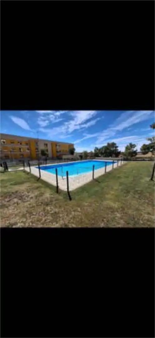 Flat for rent in La Platina- Hospital - Campus Swimming pool of Flat for rent in Salamanca with Heating, Private garden and Terrace