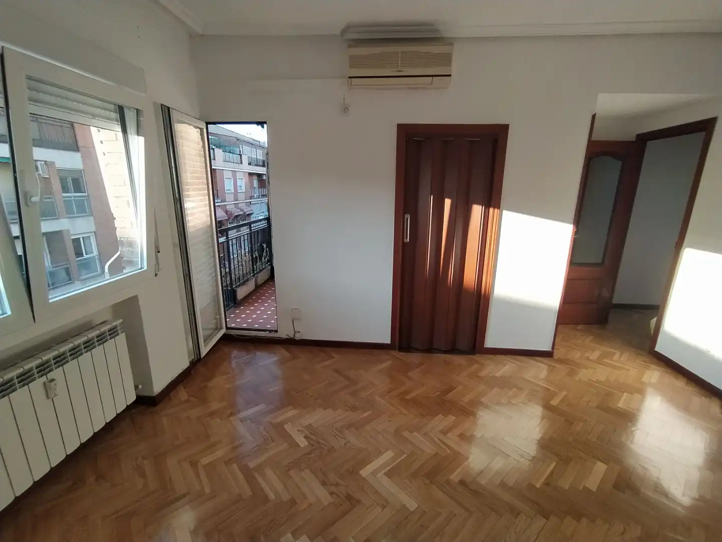 Flat for rent in Calle de Canillas, 38, Prosperidad Bedroom of Flat for rent in Madrid Capital with Air Conditioner and Terrace