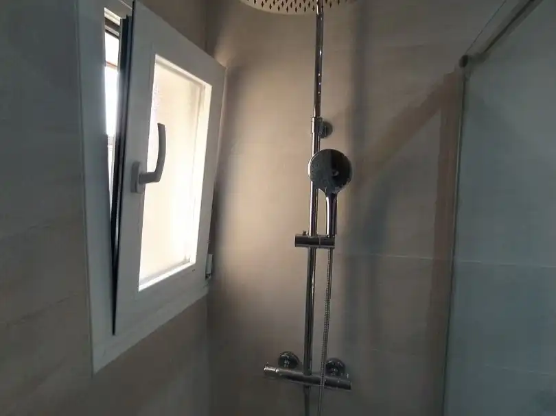 Flat for rent in Calle de Canillas, 38, Prosperidad Bathroom of Flat for rent in Madrid Capital with Air Conditioner and Terrace