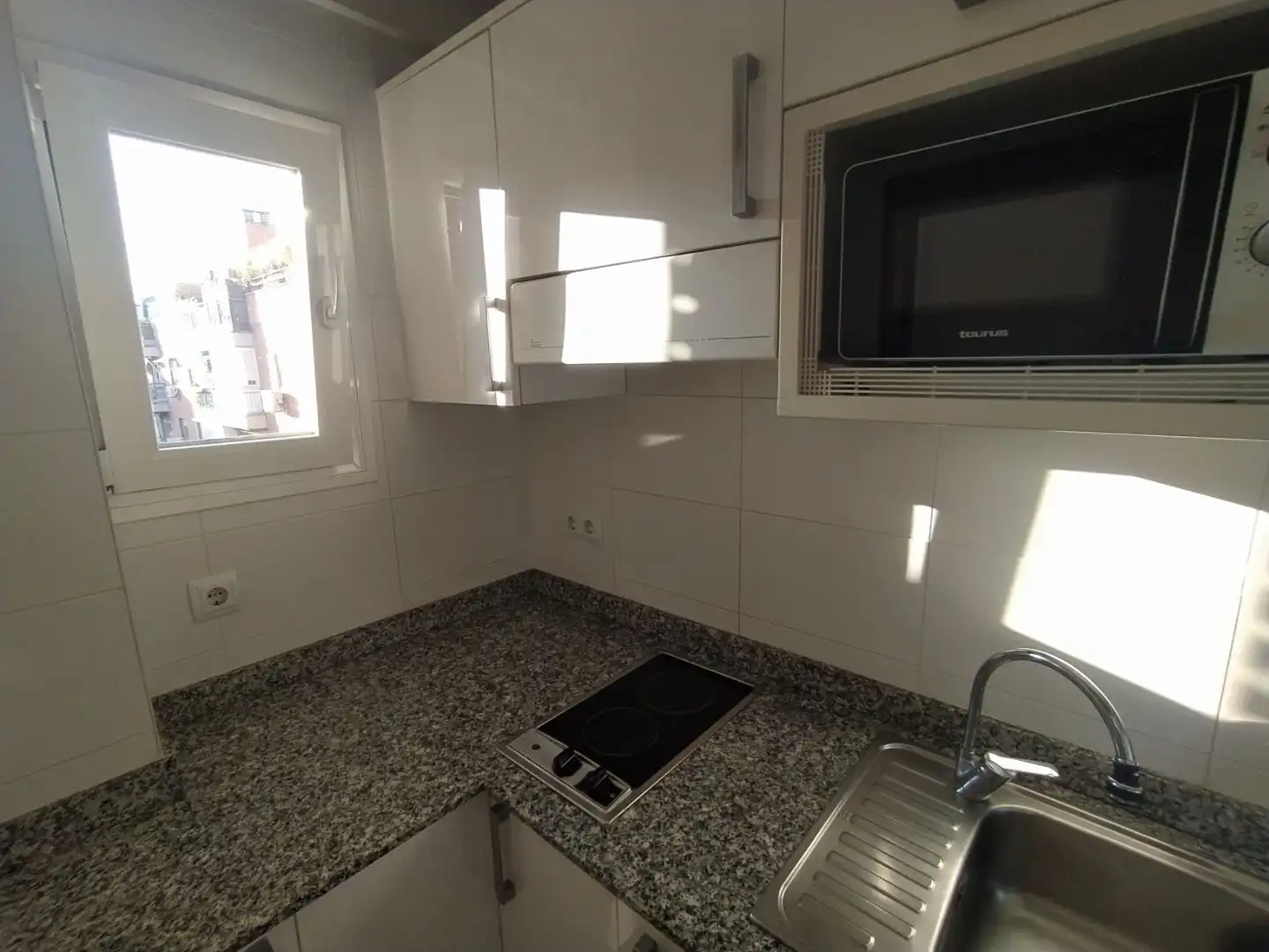 Flat for rent in Calle de Canillas, 38, Prosperidad Kitchen of Flat for rent in Madrid Capital with Air Conditioner and Terrace