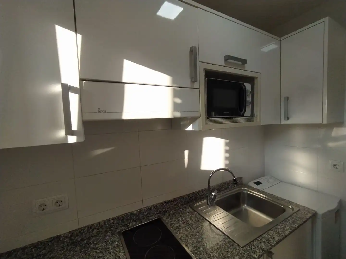 Flat for rent in Calle de Canillas, 38, Prosperidad Kitchen of Flat for rent in Madrid Capital with Air Conditioner and Terrace