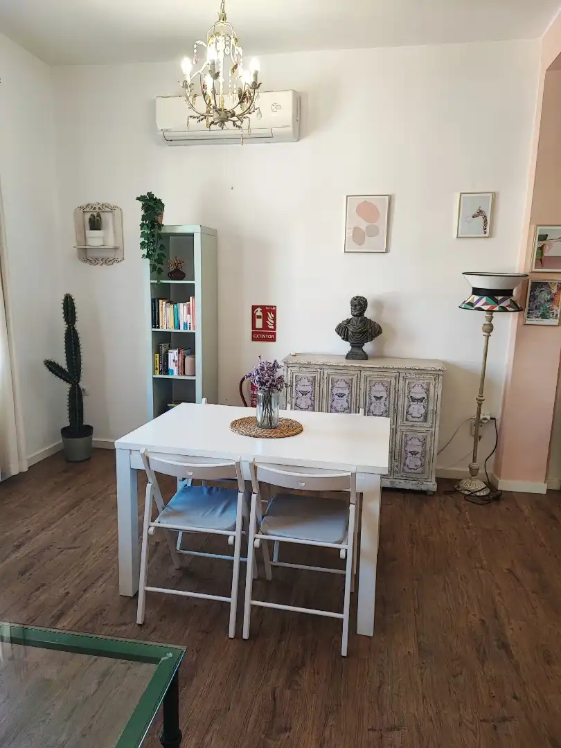 Comedor de Piso de alquiler en  Córdoba Capital con Aire acondicionado