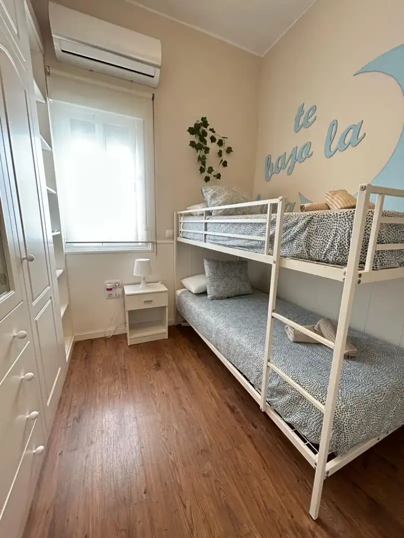 Habitación de Piso de alquiler en  Córdoba Capital con Aire acondicionado