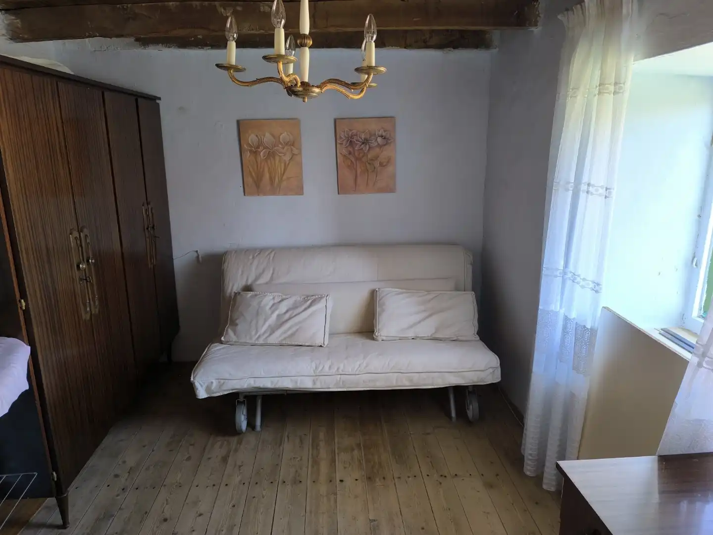 Casa o xalet en venda a Lugar Valoria de Aguilar, 33, Aguilar de Campoo Sala d'estar de Casa o xalet en venda en Aguilar de Campoo amb Terrassa i Balcó