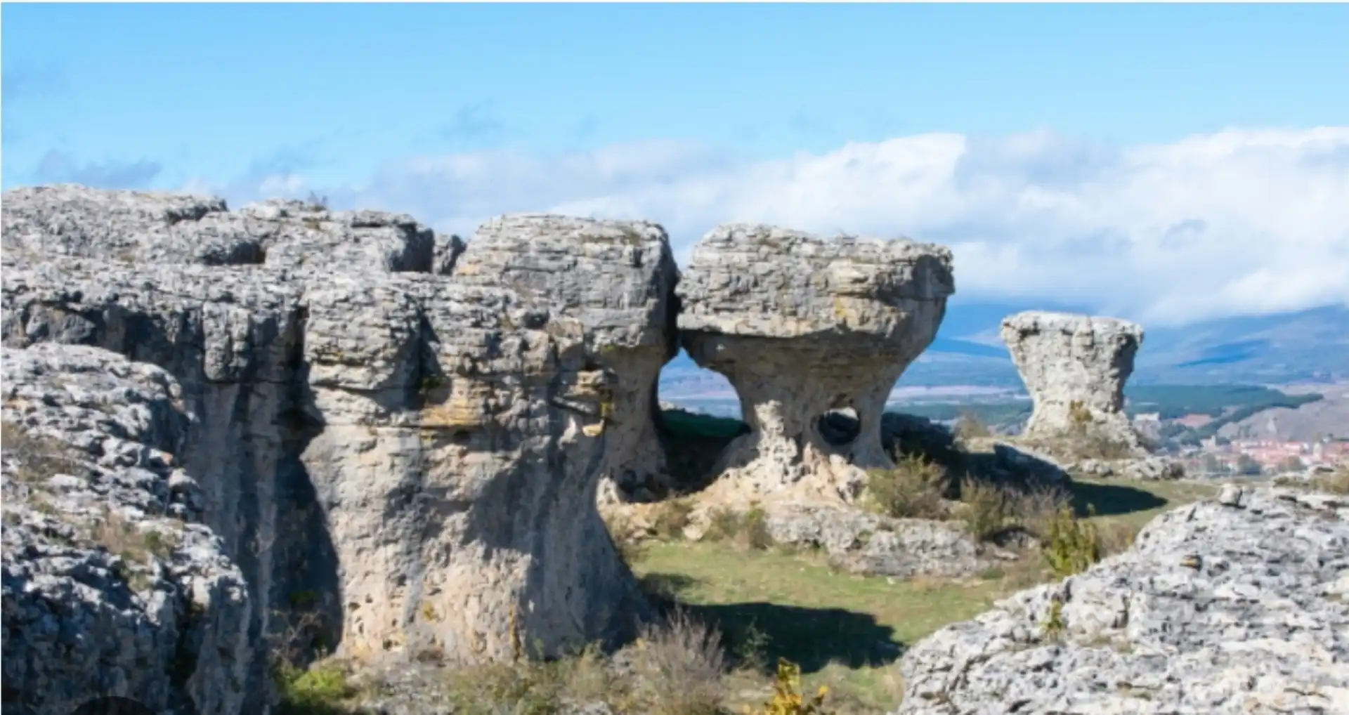 Casa o xalet en venda a Lugar Valoria de Aguilar, 33, Aguilar de Campoo Jardí de Casa o xalet en venda en Aguilar de Campoo amb Terrassa i Balcó