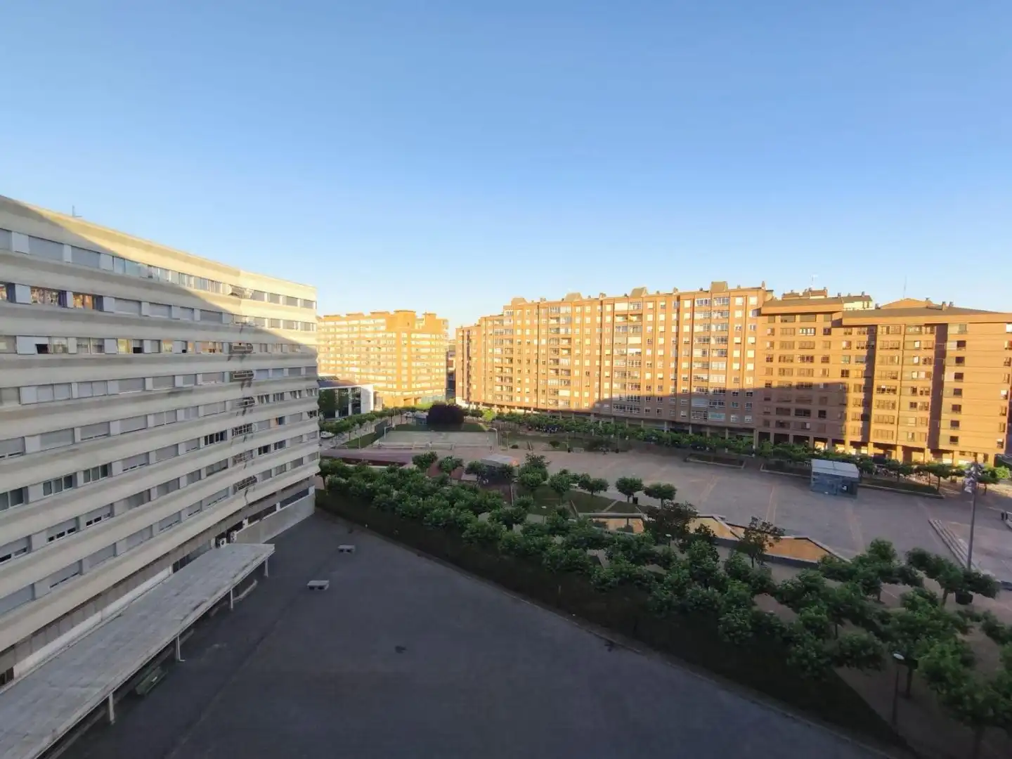 Wohnung zum Verkauf in Avenida Reyes Católicos, 16, Burgos Capital Außenansicht von Wohnung zum Verkauf in Burgos Capital