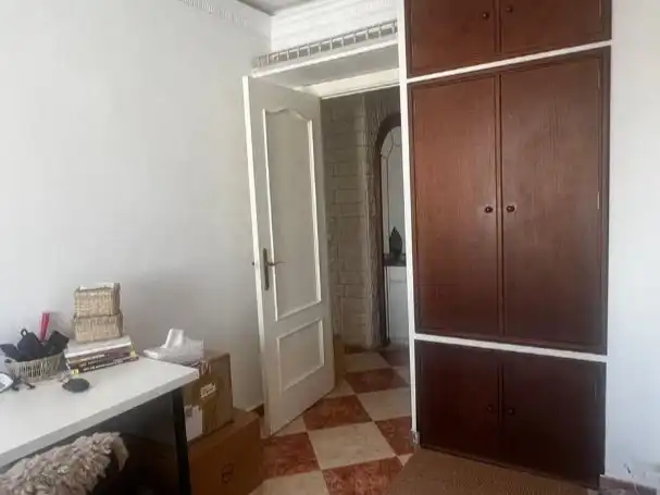 Pis de lloguer a Barriada la Palmilla, 1, El Torrejón - El Cerezo Dormitori de Pis de lloguer en Sevilla amb Aire condicionat, Calefacció i Moblat