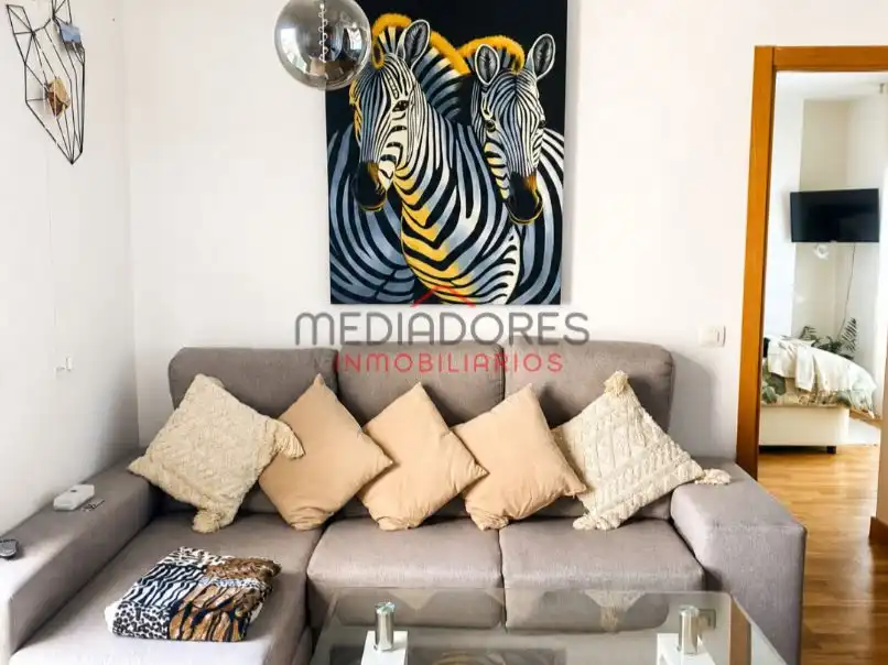 Flat for sale in Avenida de la Gran Vía del Sureste, 40, Ensanche de Vallecas - La Gavia Living room of Flat for sale in Madrid with Heating, Private garden and Parquet flooring