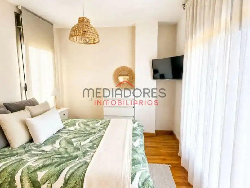 Flat for sale in Avenida de la Gran Vía del Sureste, 40, Ensanche de Vallecas - La Gavia Bedroom of Flat for sale in Madrid with Heating, Private garden and Parquet flooring