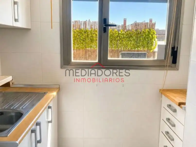 Flat for sale in Avenida de la Gran Vía del Sureste, 40, Ensanche de Vallecas - La Gavia Kitchen of Flat for sale in Madrid with Heating, Private garden and Parquet flooring