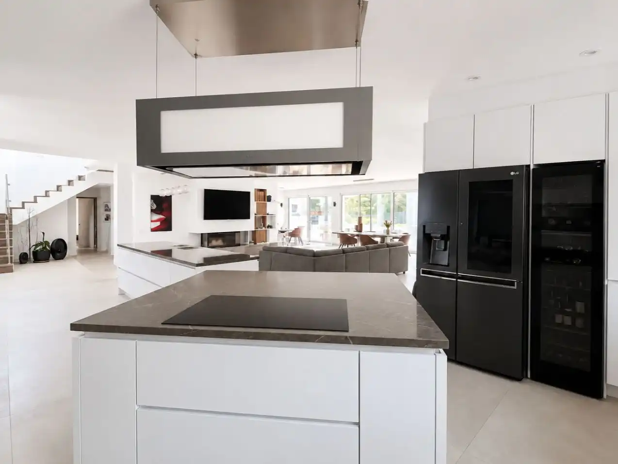 Wohnung zum Verkauf in Calle Santiago de Compostela, 1, Sotogrande Costa Küche von Wohnung zum Verkauf in Sotogrande mit Klimaanlage, Heizung und Privatgarten