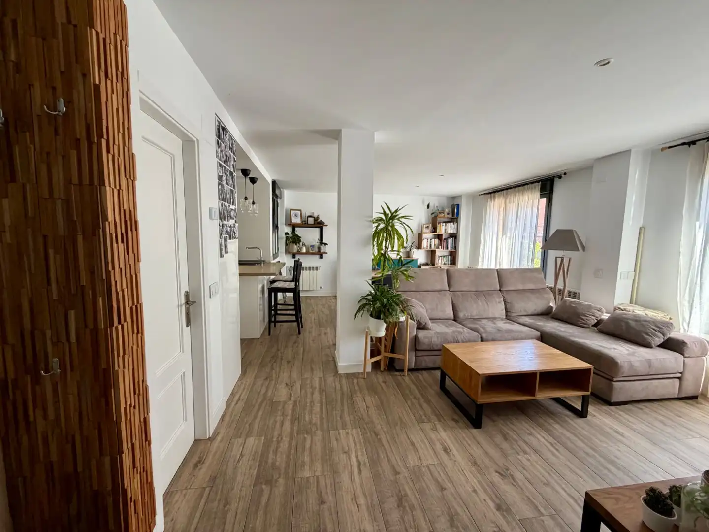 Dúplex en venta en Calle de la Inmaculada, 70, Griñón Sala de estar de Dúplex en venta en Griñón con Aire acondicionado