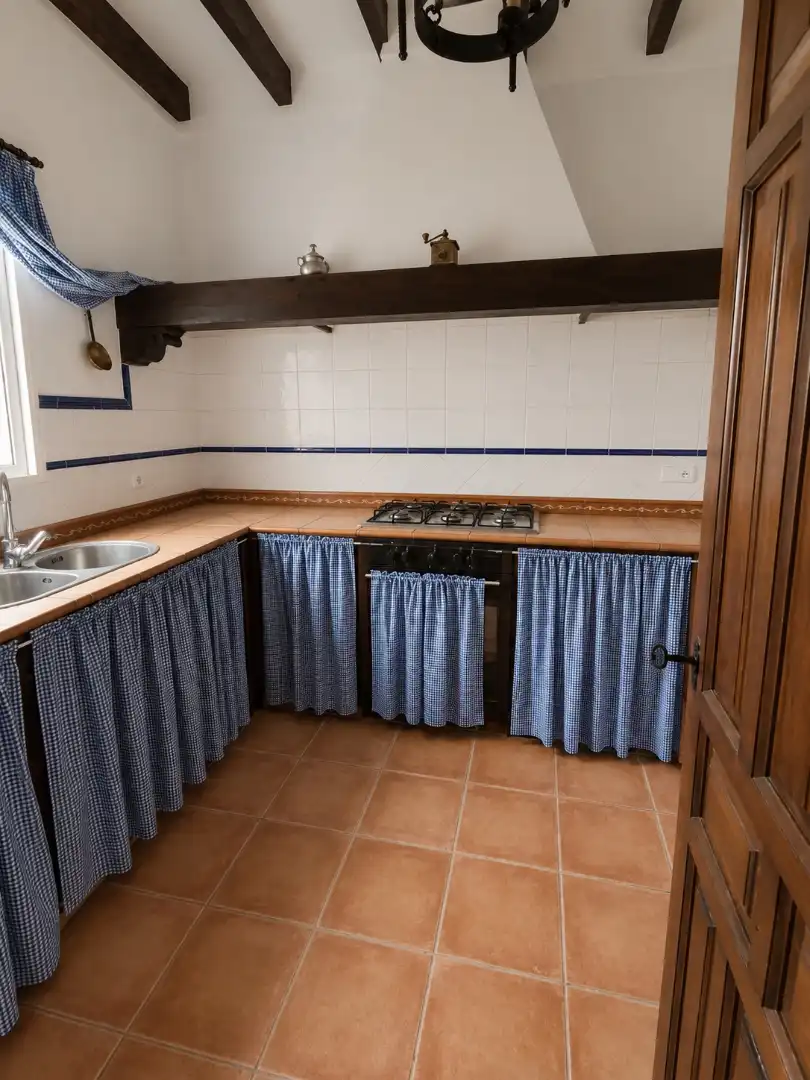Casa o chalet de alquiler en Calle Señor de la Humildad, 2, Marchena Cocina de Casa o chalet de alquiler en Marchena con Jardín privado, Terraza y Piscina