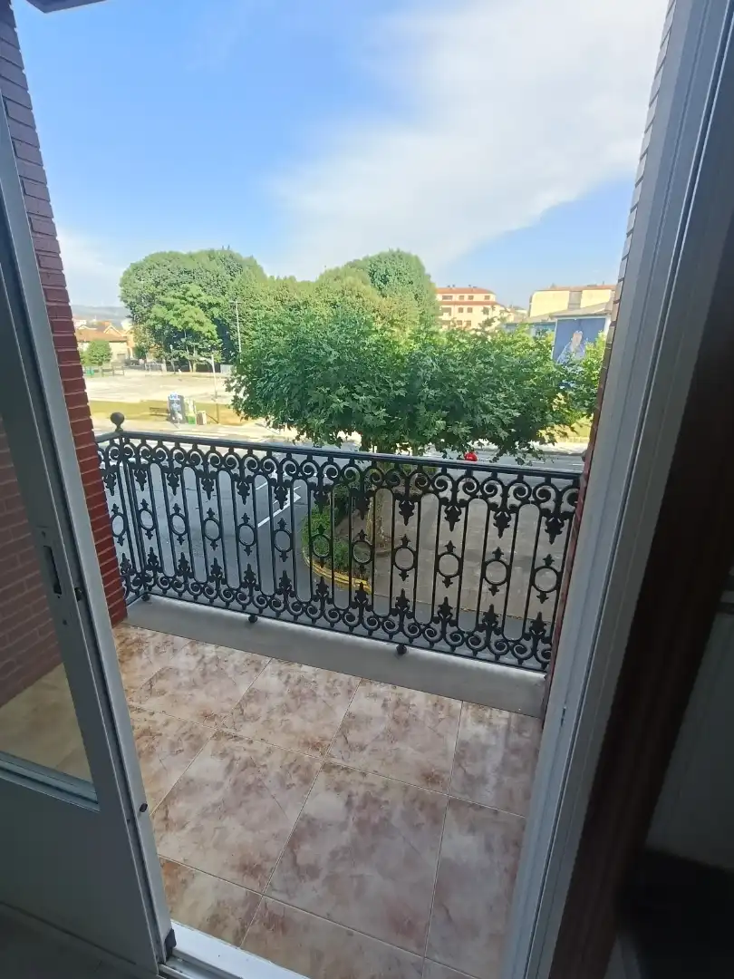Wohnung zur Miete in Rúa Eduardo Álvarez Carballido, 2, Melide Terrasse von Wohnung zur Miete in Melide mit Parkett, Möbliert und Balkon