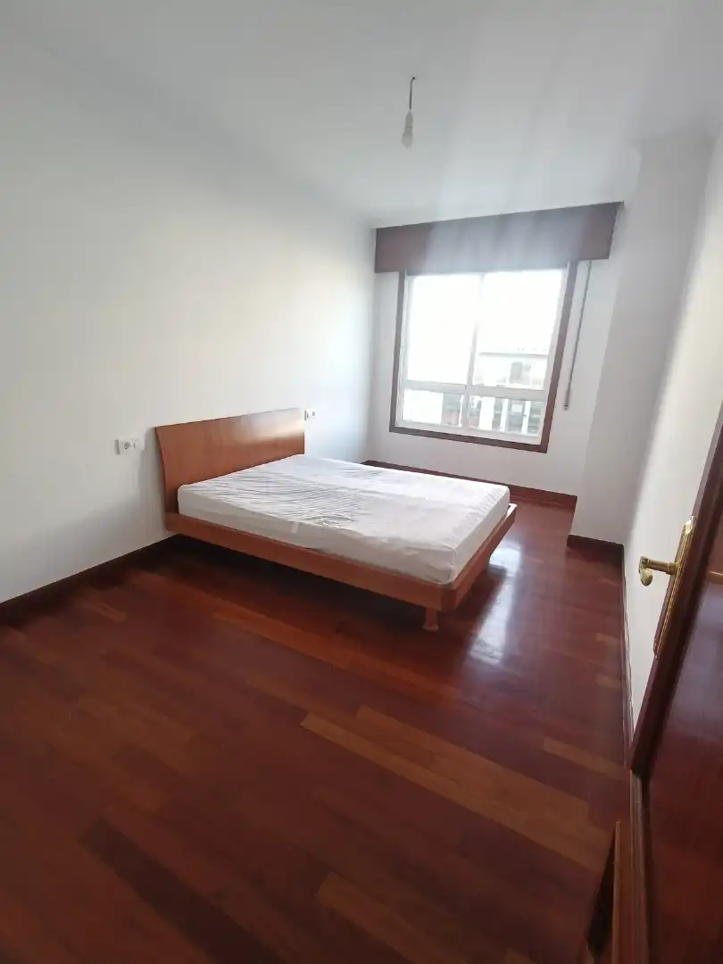 Wohnung zur Miete in Rúa Eduardo Álvarez Carballido, 2, Melide Schlafzimmer von Wohnung zur Miete in Melide mit Parkett, Möbliert und Balkon