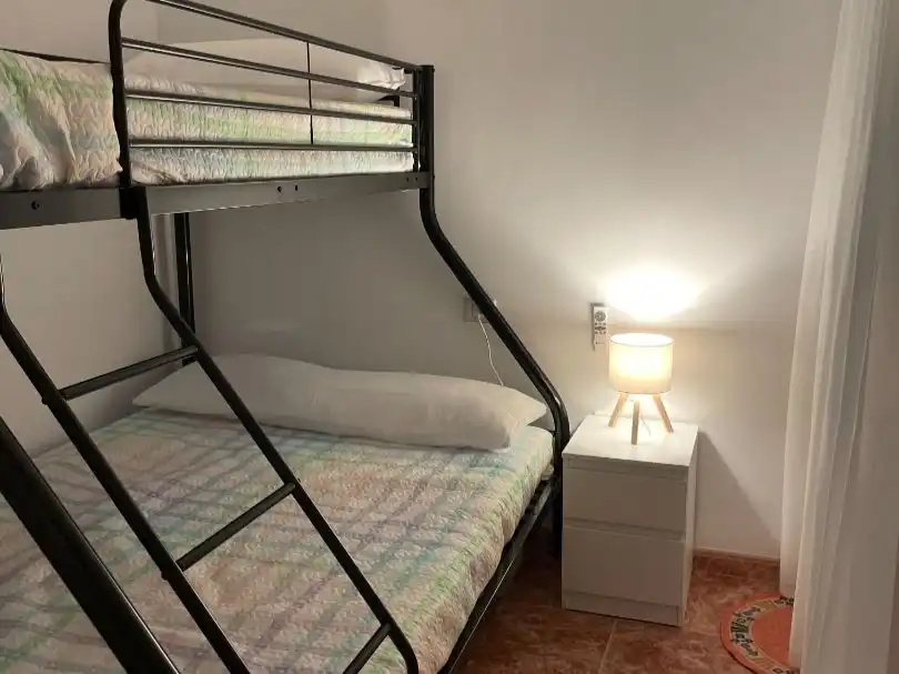 Apartamento de alquiler en Avenida Diputación, 3, Viver Habitación de Apartamento de alquiler en Viver con Terraza, Trastero y Amueblado