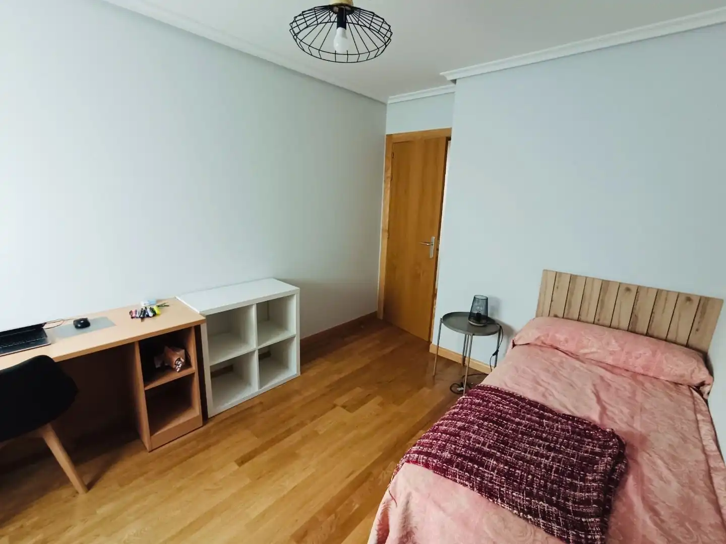 Flat for rent in Calle Condes de Berberana, 10, Universidad - Las Huelgas Bedroom of Flat for rent in Burgos with Heating, Parquet flooring and Storage room