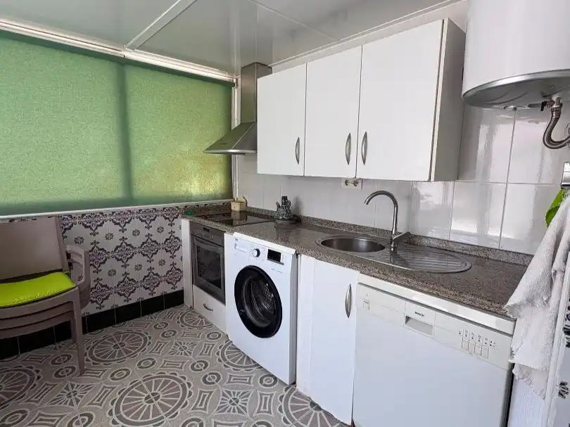 Piso en venta en Avenida Doctor Sánchez Moreno, 55, La Mamola Cocina de Piso en venta en Polopos con Aire acondicionado, Calefacción y Terraza