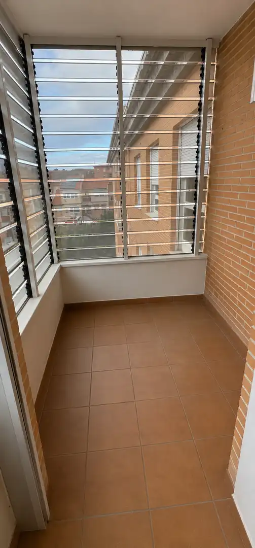 Wohnung zur Miete in Avenida de Irlanda, 15, Buenavista - Valparaíso - La Legua Terrasse von Wohnung zur Miete in Toledo Capital mit Klimaanlage, Terrasse und Schwimmbad