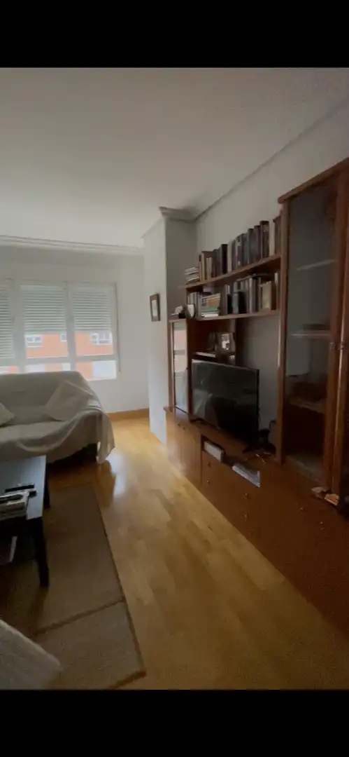 Wohnung zur Miete in Avenida de Irlanda, 15, Buenavista - Valparaíso - La Legua Schlafzimmer von Wohnung zur Miete in Toledo Capital mit Klimaanlage, Terrasse und Schwimmbad