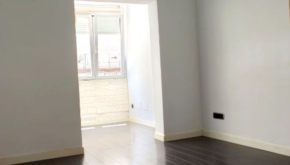 Flat for sale in Calle de Villamanín, 11, Lucero, Madrid Capital - image 1 Photo 1 of Flat for sale in Calle de Villamanín, 11, Lucero, Madrid Capital