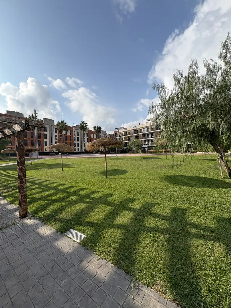 Flat for sale in Carrer de Pau Claris, 8, Les Salines - Pla de Sant Pere Exterior view of Flat for sale in Cubelles with Air Conditioner, Terrace and Swimming Pool