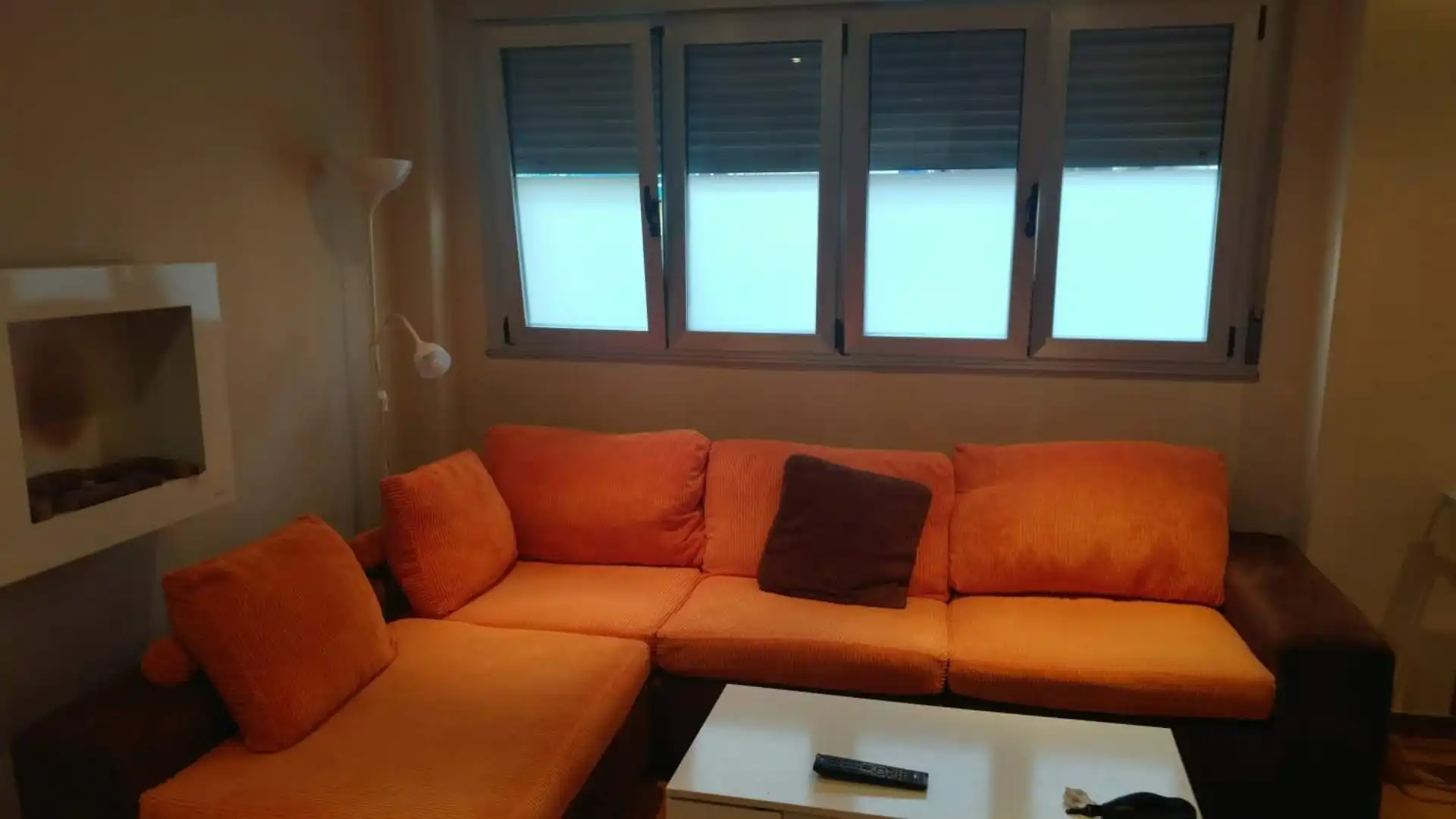 Apartments for rent in PO-551, 84, Coiro Living room of Apartments for rent in Cangas with Heating, Furnished and Oven