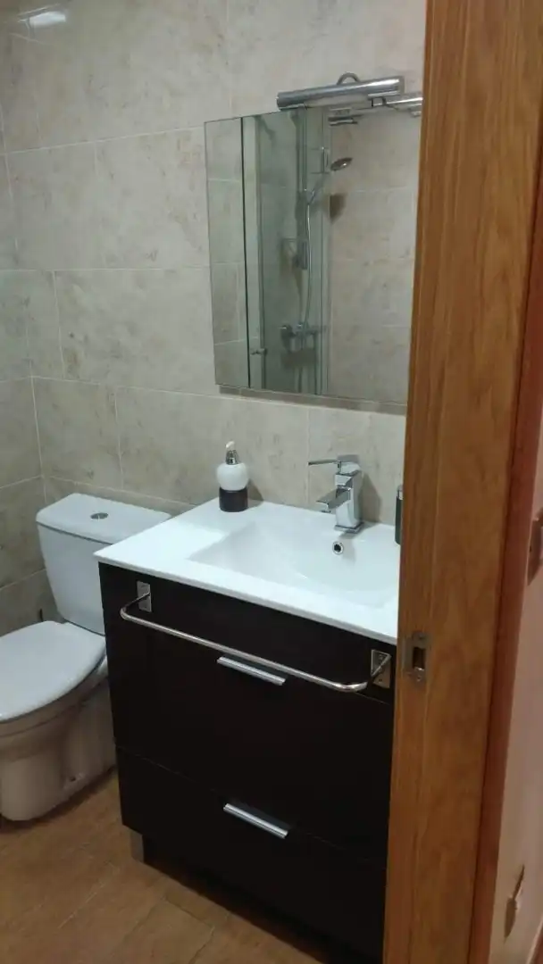 Apartments for rent in PO-551, 84, Coiro Bathroom of Apartments for rent in Cangas with Heating, Furnished and Oven