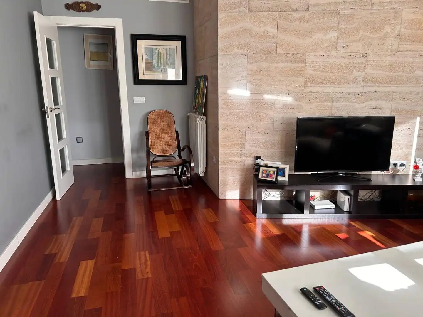 Piso de alquiler en Paseo de los Estudiantes, 1, Alto de los Molinos Sala de estar de Piso de alquiler en Albacete con Calefacción, Parquet y Amueblado