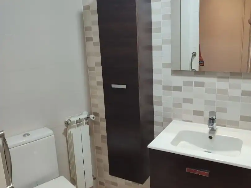 Piso de alquiler en Paseo de los Estudiantes, 1, Alto de los Molinos Baño de Piso de alquiler en Albacete con Calefacción, Parquet y Amueblado
