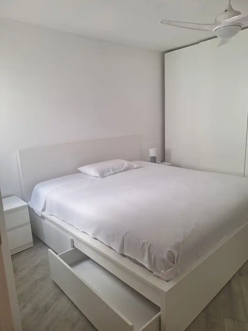 Piso en venta en Calle Cañutos, 11, Coín Habitación de Piso en venta en Coín con Terraza, Amueblado y Horno