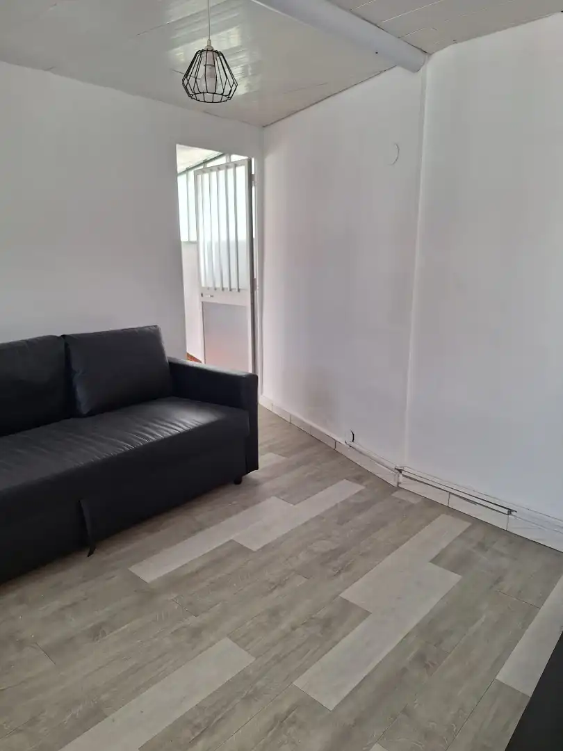 Piso en venta en Calle Cañutos, 11, Coín Piso en venta en Coín con Terraza, Amueblado y Horno