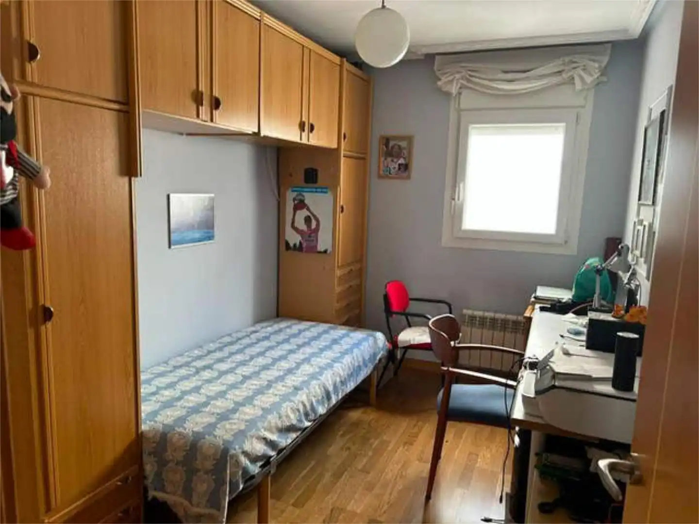 Piso en venta en La Almozara Habitación de Piso en venta en Zaragoza con Calefacción y Amueblado