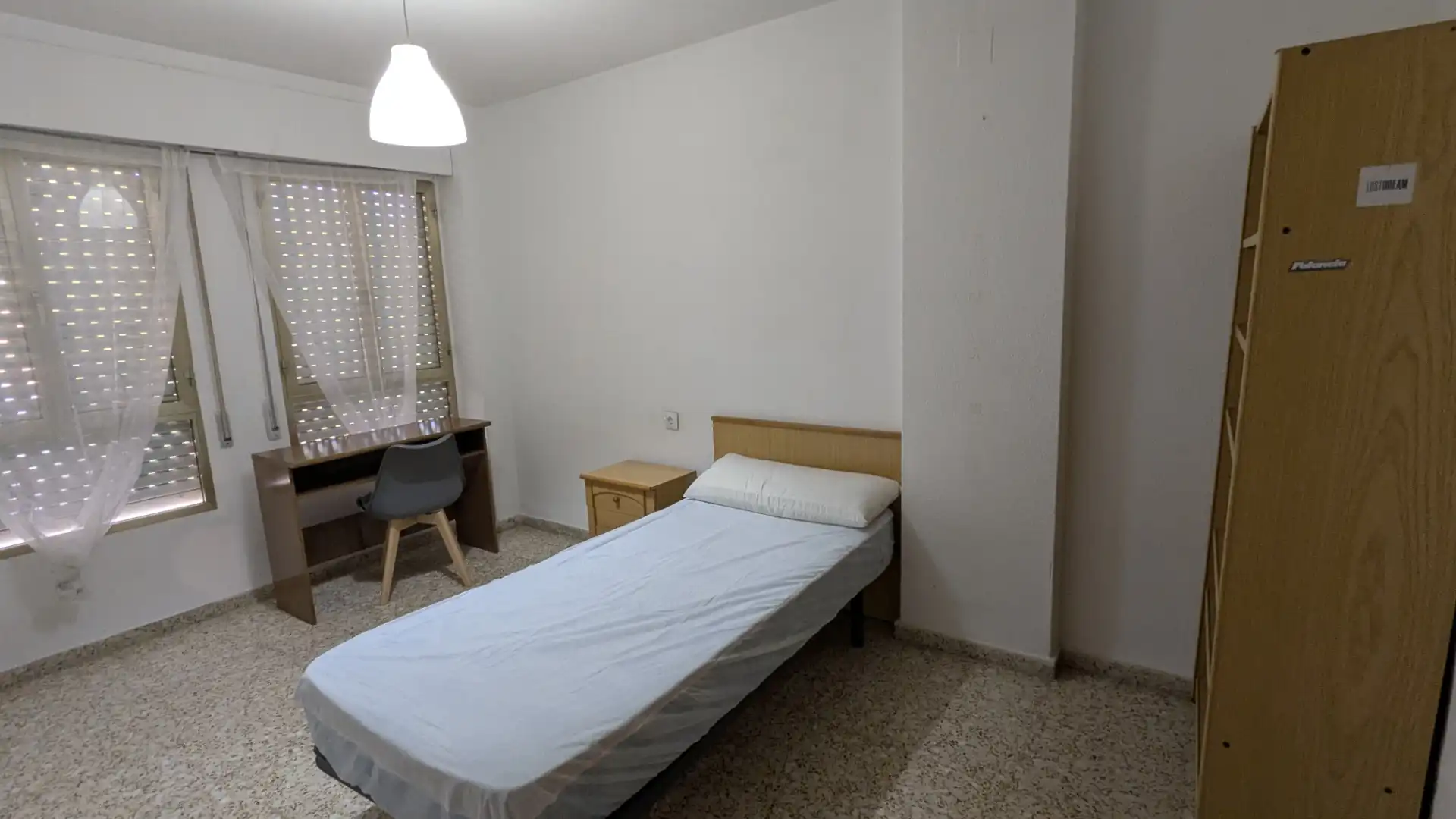 Maisonette zur Miete in Carrer Portugal, 2, San Vicente del Raspeig / Sant Vicent del Raspeig Schlafzimmer von Maisonette zur Miete in San Vicente del Raspeig / Sant Vicent del Raspeig
