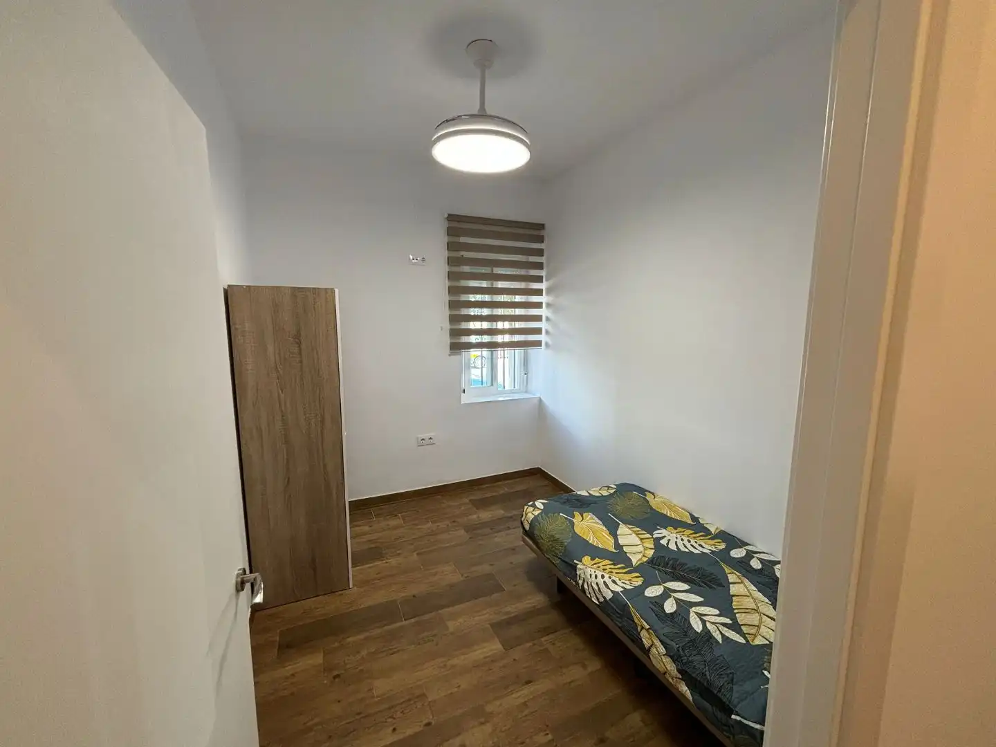 Flat for rent in Barriada San Francisco A, 3, Palma del Río Bedroom of Flat for rent in Palma del Río with Air Conditioner, Heating and Storage room