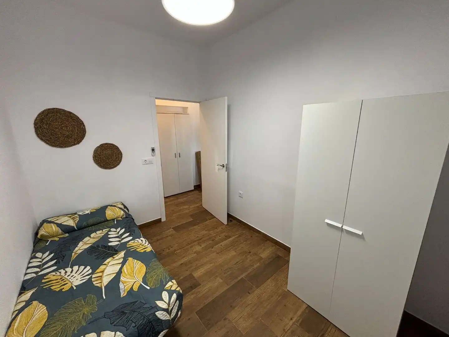 Flat for rent in Barriada San Francisco A, 3, Palma del Río Bedroom of Flat for rent in Palma del Río with Air Conditioner, Heating and Storage room