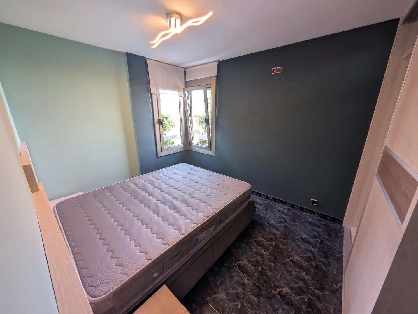 Piso en venta en Avinguda de la Generalitat, 184, Torrent Ballester Habitación de Piso en venta en Viladecans con Aire acondicionado, Amueblado y Horno