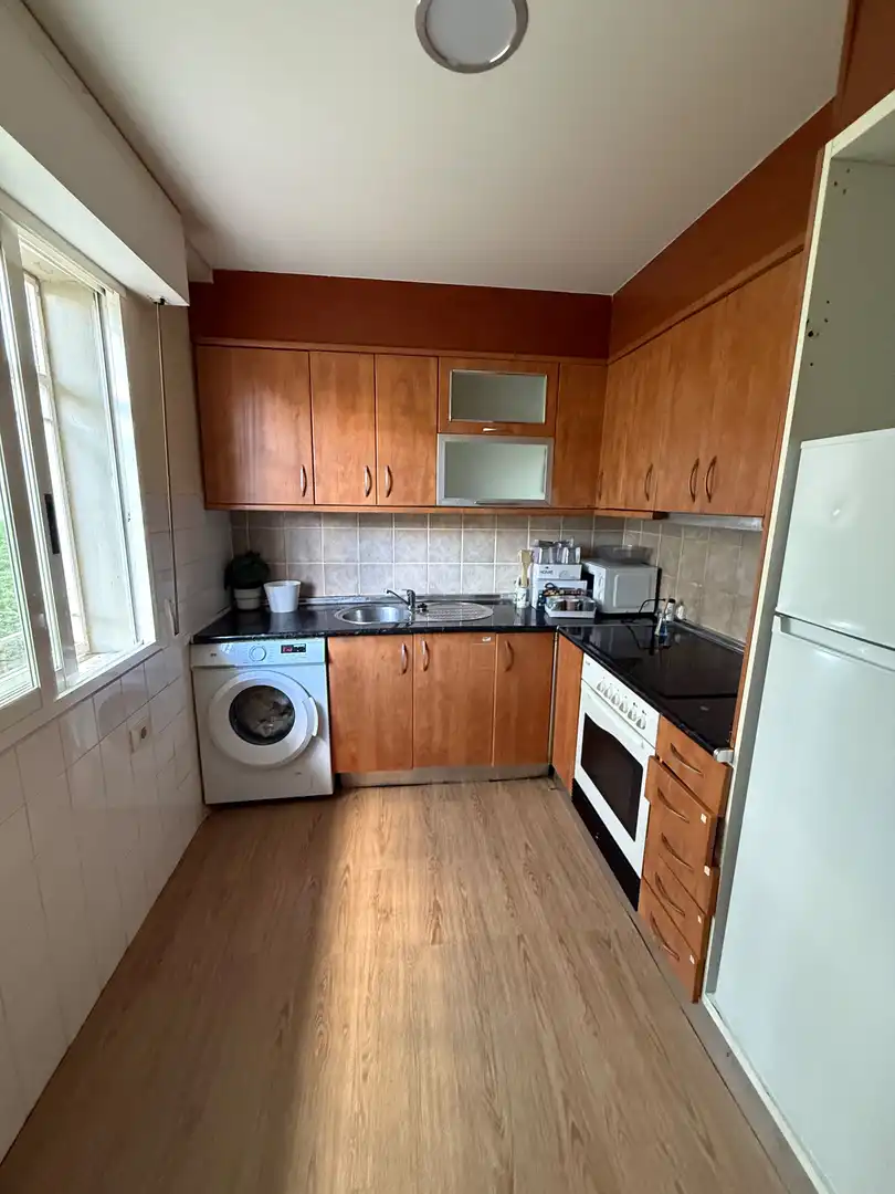 Habitació a Rúa Pero Meogo, 4, San Francisco Cuina de Pis per a compartir en Ourense Capital amb Calefacció, Parquet i Traster